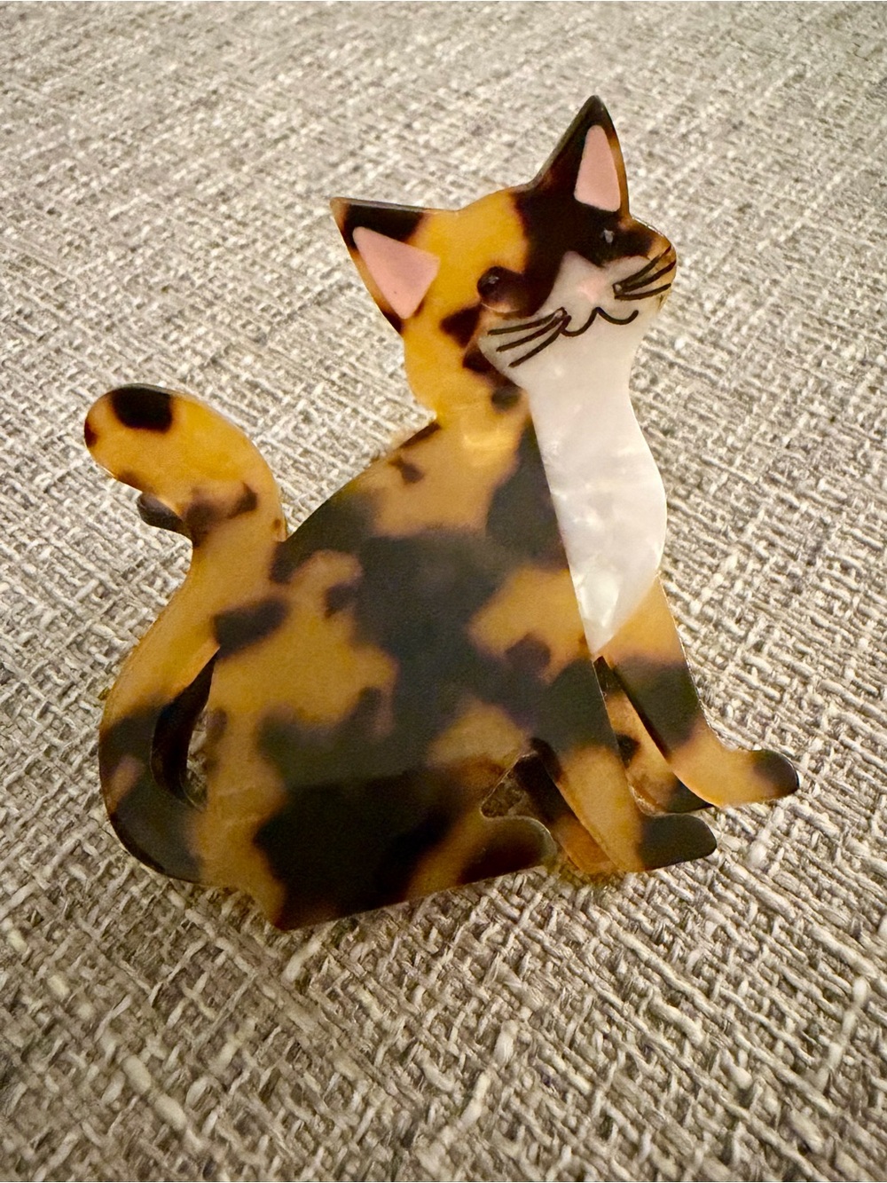 Tortie cat claw clip
